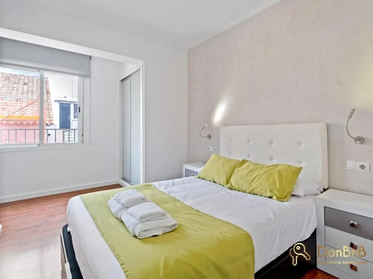 Malaga Flat With Balcony Apartment
